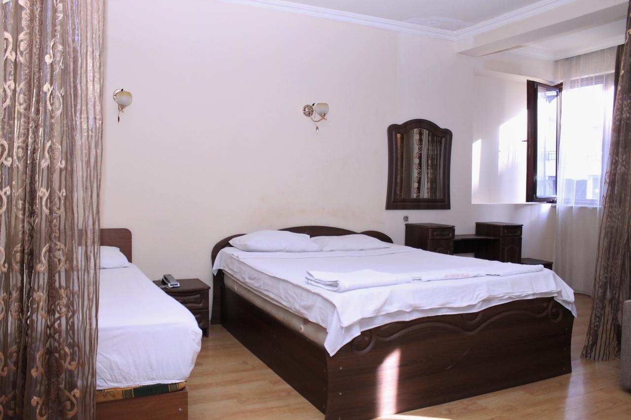 Hotel Hayat บาทูมิ ภายนอก รูปภาพ