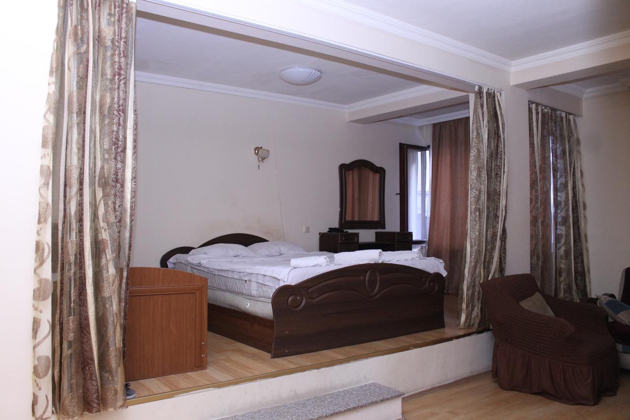 Hotel Hayat บาทูมิ ภายนอก รูปภาพ